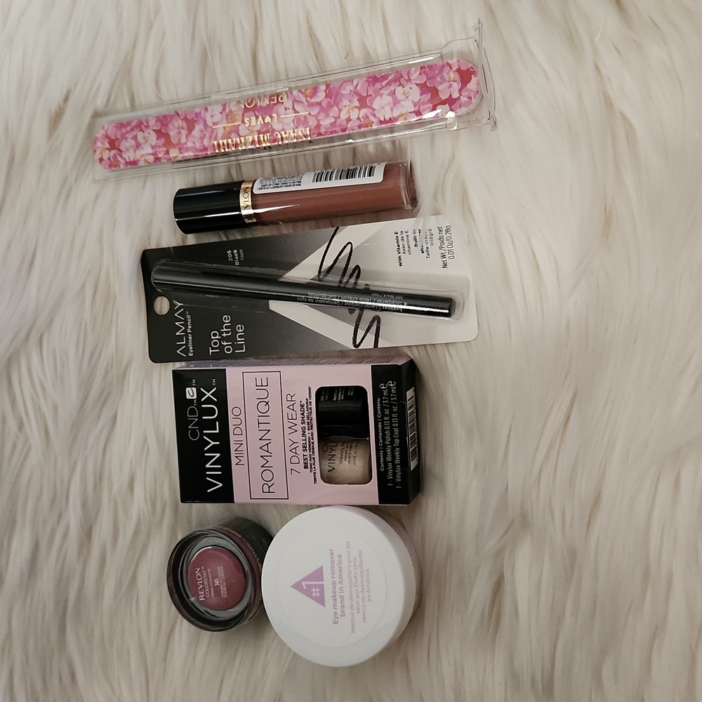 CVS Live Boldly Samples